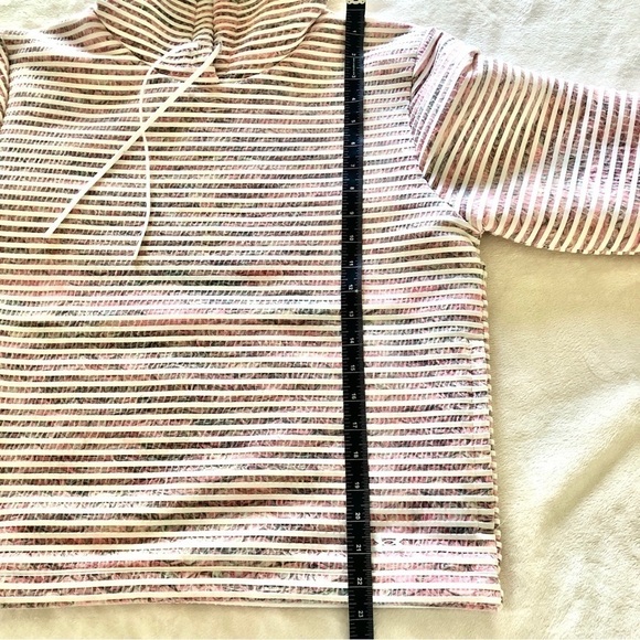 Under Armour. Multi Color Hoodie. - Picture 10 of 13